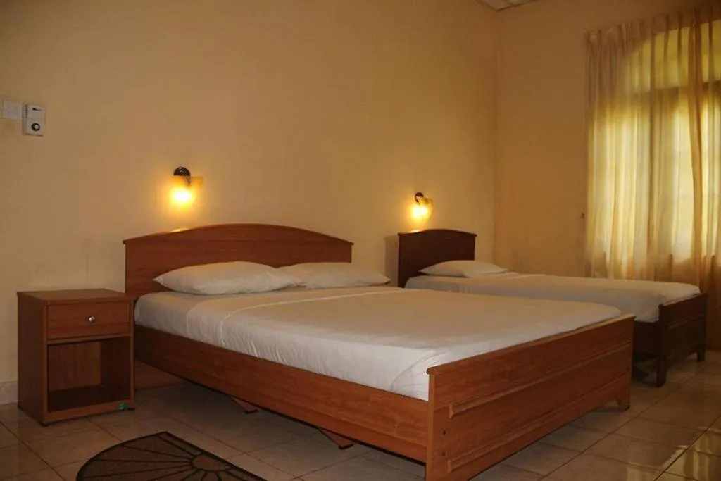Yoho Hotel Red Rose Negombo