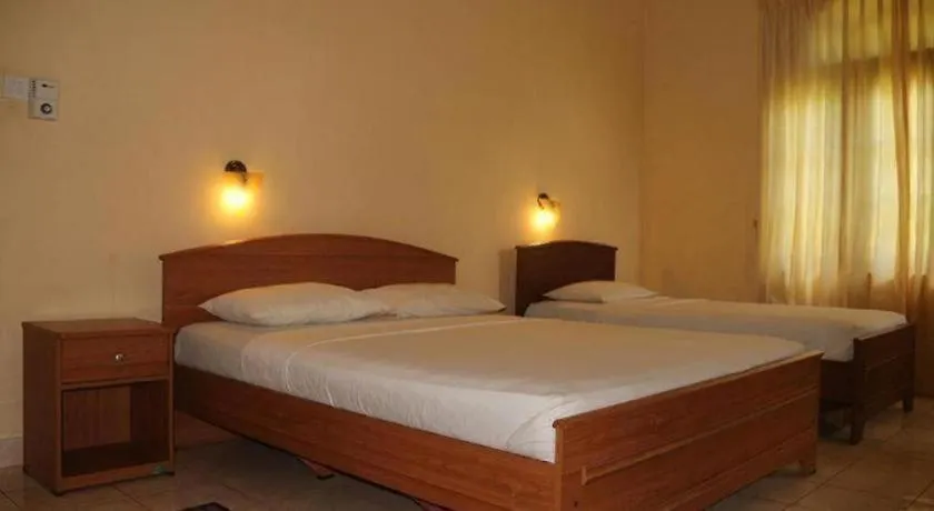 Yoho Hotel Red Rose Negombo
